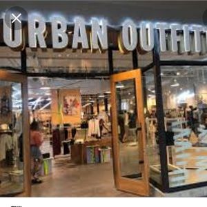 URBAN OUTFITTERS MYSTERY BOX OF 10-12 items